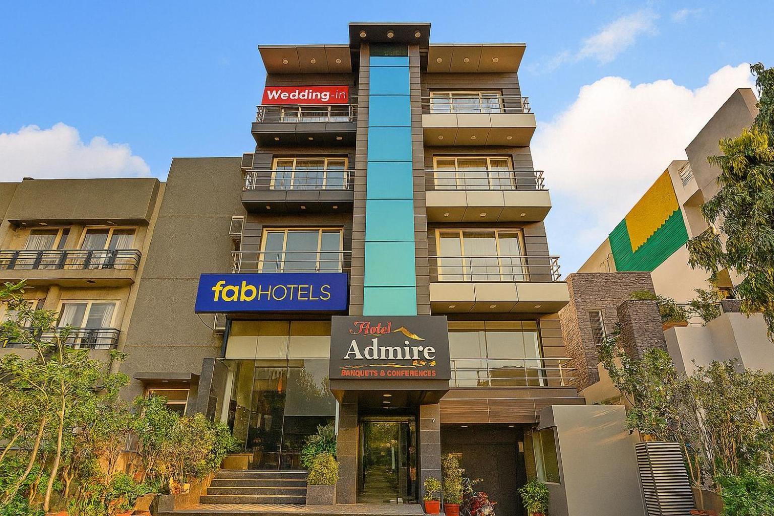 Fabhotel Admire Suites Nuova Delhi Esterno foto