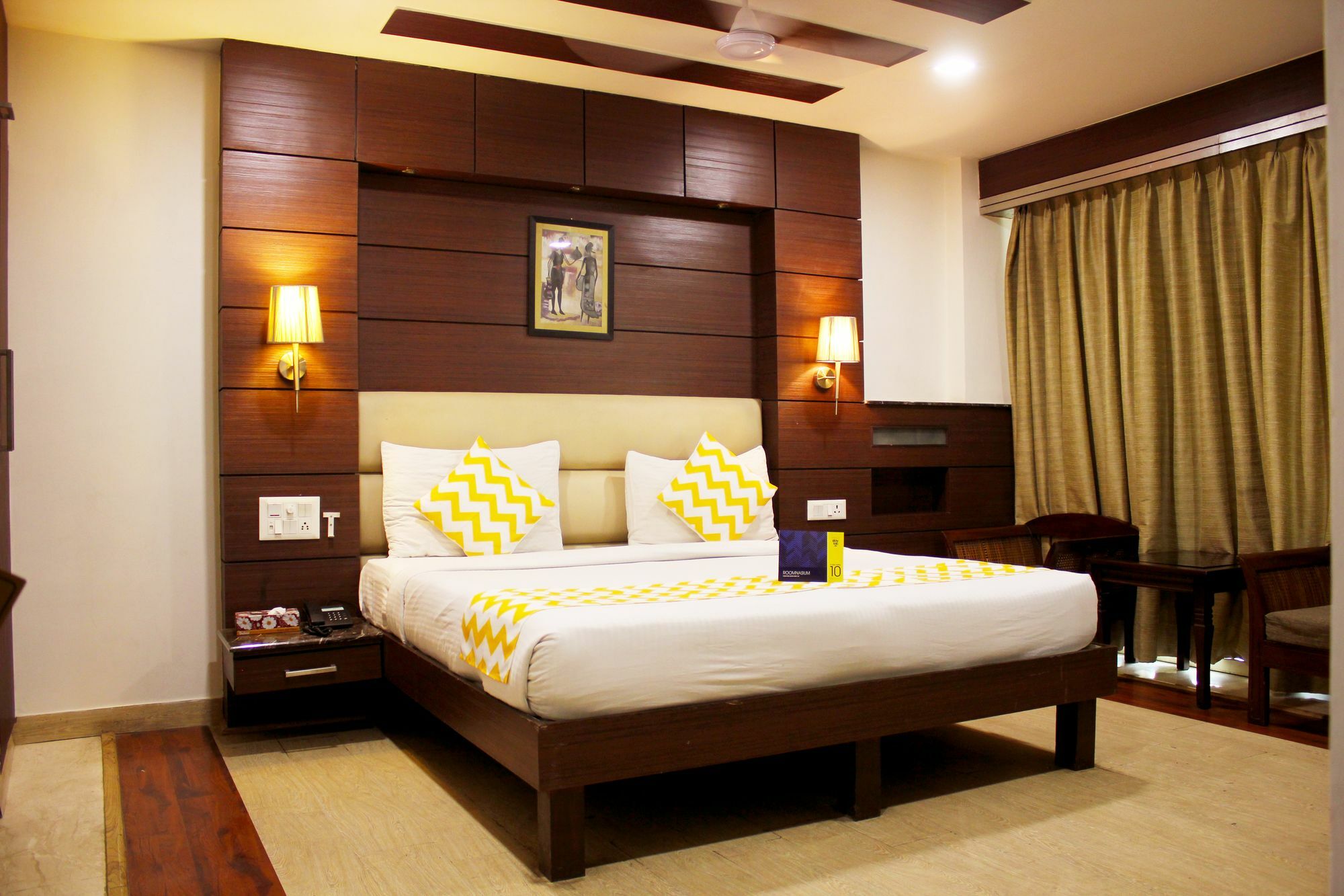 Fabhotel Admire Suites Nuova Delhi Esterno foto