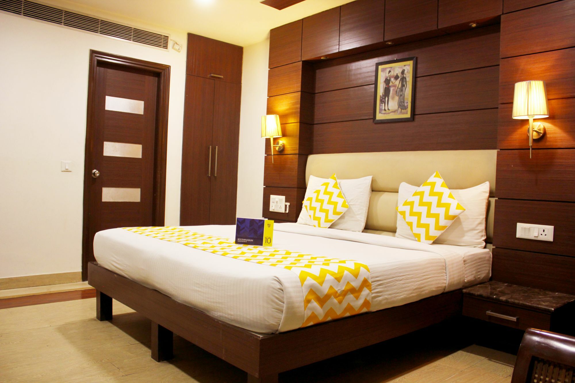 Fabhotel Admire Suites Nuova Delhi Esterno foto